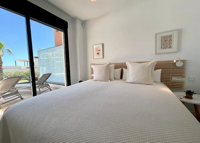 Little Dream - Luxury Retreat *